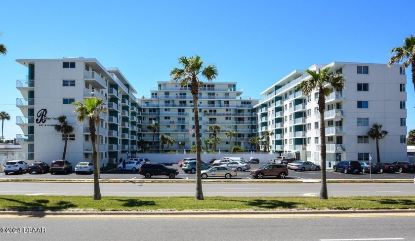 Possible owner financing available! This ground floor condo - Beach Condo for sale in Daytona Beach, Florida on Beachhouse.com