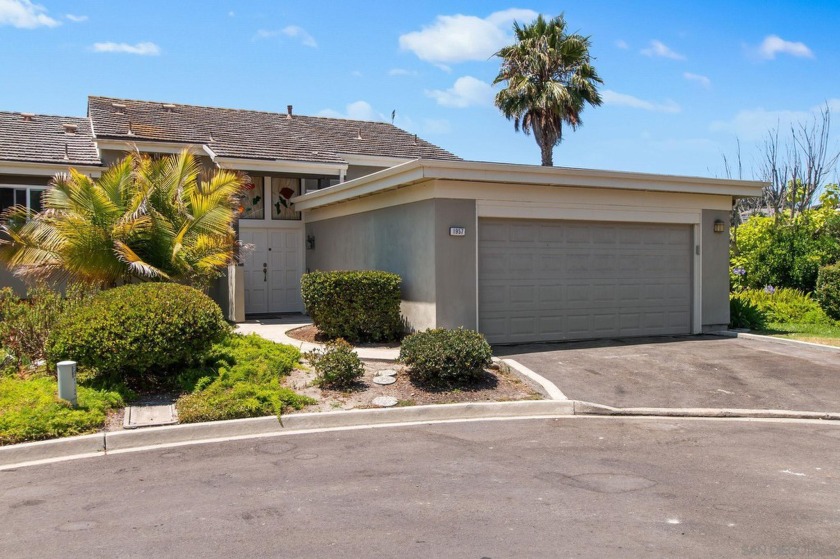 Experience panoramic ocean views from this exquisite split-level - Beach Townhome/Townhouse for sale in Oceanside, California on Beachhouse.com