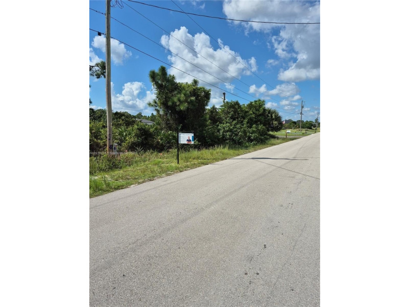 Presenting an exceptional .24-acre canal-front parcel located in - Beach Lot for sale in Lehigh Acres, Florida on Beachhouse.com