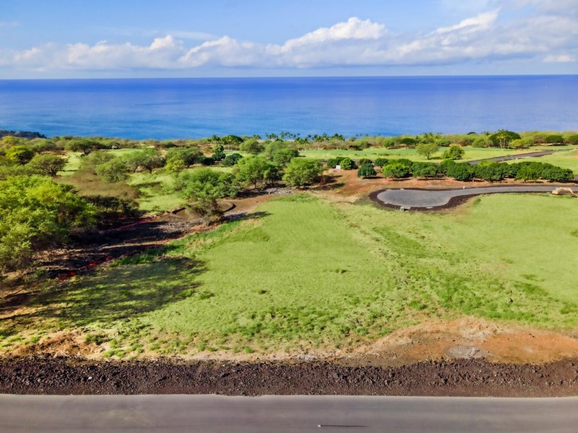 Spanning three miles along the heart of the Kona Coast, the - Beach Lot for sale in Kealakekua, Hawaii on Beachhouse.com