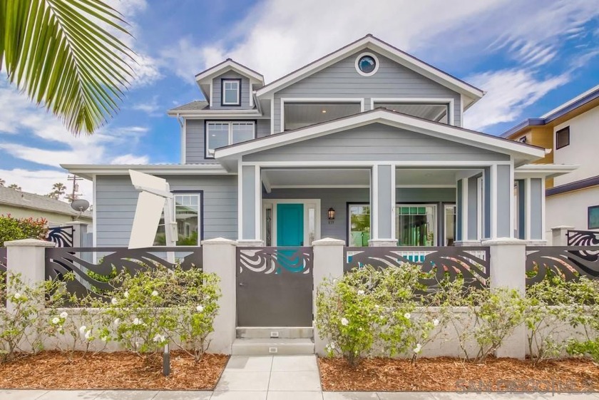 This exquisite 2018 custom-built home epitomizes coastal - Beach Home for sale in San Diego, California on Beachhouse.com