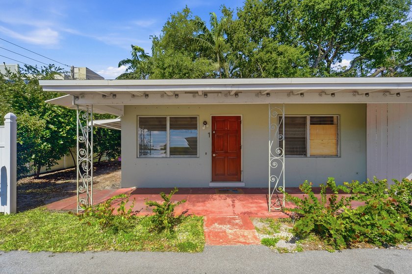 This duplex features two 1-bedroom units, totaling 1,459 sq ft - Beach Home for sale in Fort Lauderdale, Florida on Beachhouse.com