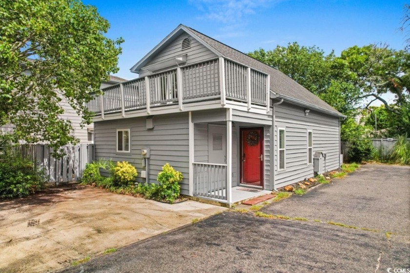 Welcome home to this fully furnished, 3 bedroom, 2 bathroom home - Beach Home for sale in North Myrtle Beach, South Carolina on Beachhouse.com