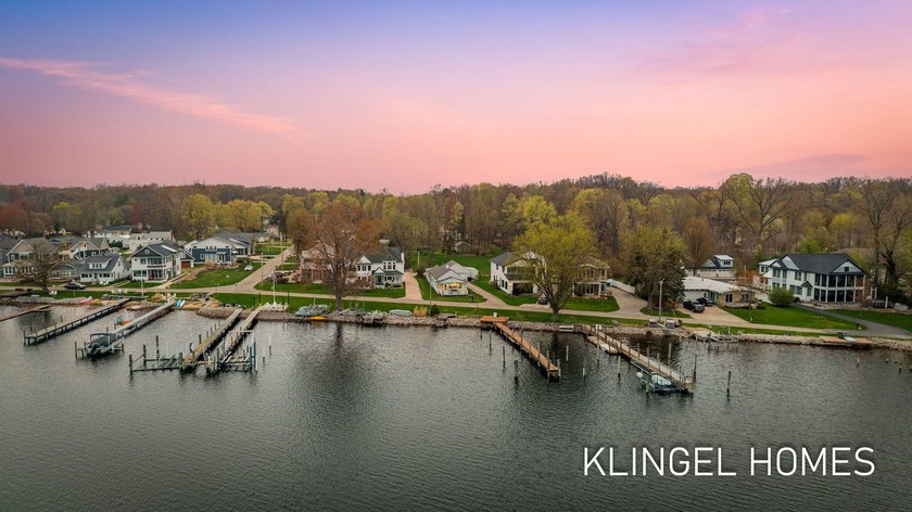 Welcome to 16527 Lakeview St in Spring Lake where charm meets - Beach Home for sale in Spring Lake, Michigan on Beachhouse.com