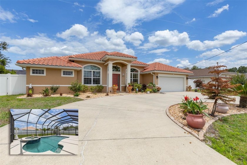 Welcome to this meticulously well maintained three bedroom, plus - Beach Townhome/Townhouse for sale in Palm Coast, Florida on Beachhouse.com
