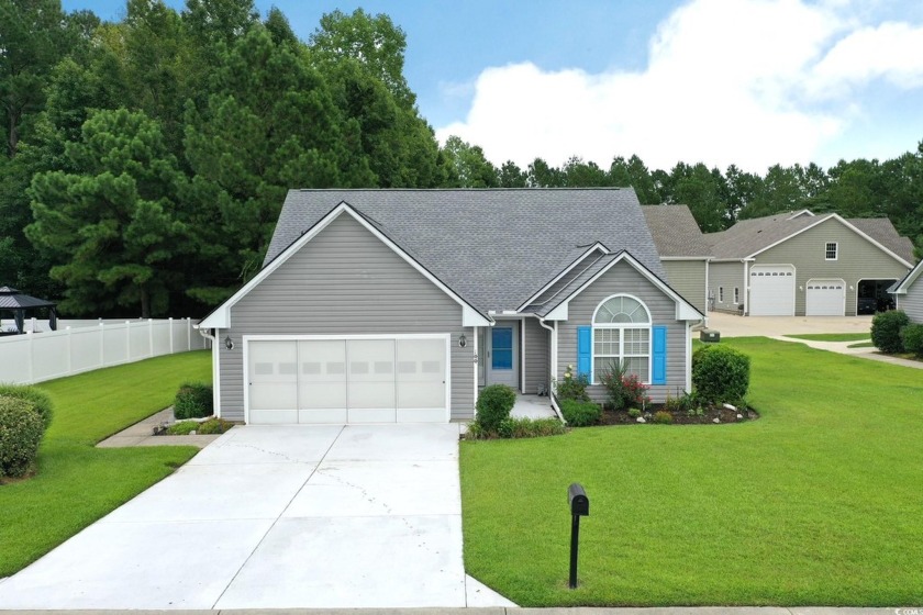 This home has three bedrooms and two full bathrooms within the - Beach Home for sale in Longs, South Carolina on Beachhouse.com