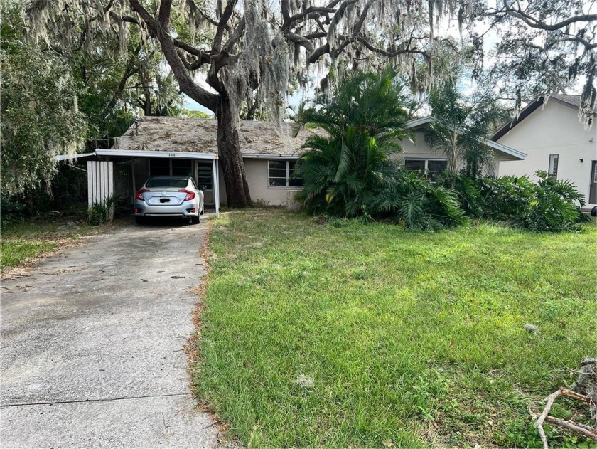 Handy Man or Investor Special! This home is located in the City - Beach Home for sale in New Port Richey, Florida on Beachhouse.com