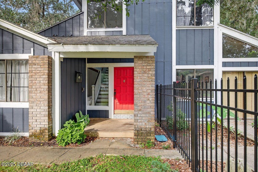 BEAUTIFULLY RENOVATED HOME IN SOUGHT AFTER TYMBER CREEK! Located - Beach Home for sale in Ormond Beach, Florida on Beachhouse.com