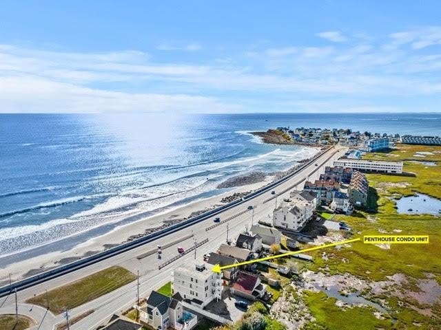 This stunning 3-bedroom penthouse offers the best of both - Beach Condo for sale in Hampton, New Hampshire on Beachhouse.com