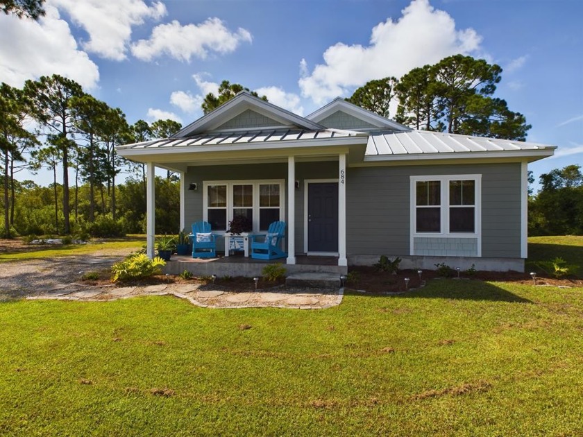 Welcome to your new cozy beach cottage! Nestled in Eastpoint, a - Beach Home for sale in Eastpoint, Florida on Beachhouse.com