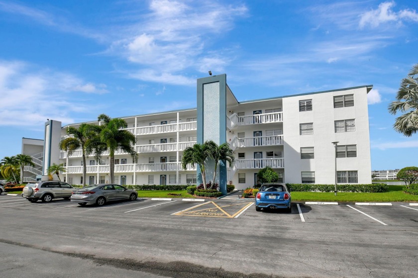 Nature light adorns this fully renovated penthouse corner - Beach Condo for sale in Boca Raton, Florida on Beachhouse.com