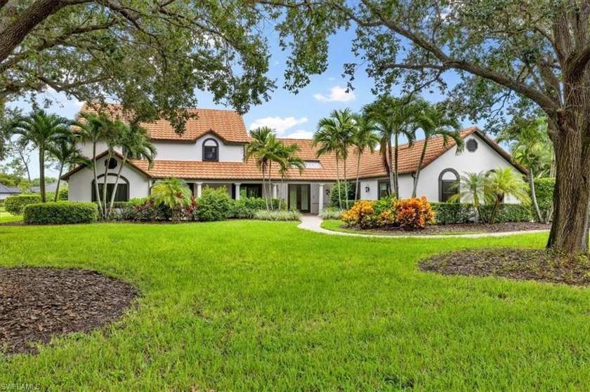 RECENT UPDATES AND PHOTOS!  IMMACULATE GOLF COURSE VIEW, JUST A - Beach Home for sale in Naples, Florida on Beachhouse.com