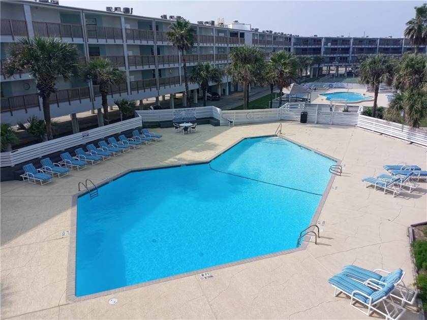 Major price reduction of $10K!  Take advantage of this great - Beach Condo for sale in Port Aransas, Texas on Beachhouse.com