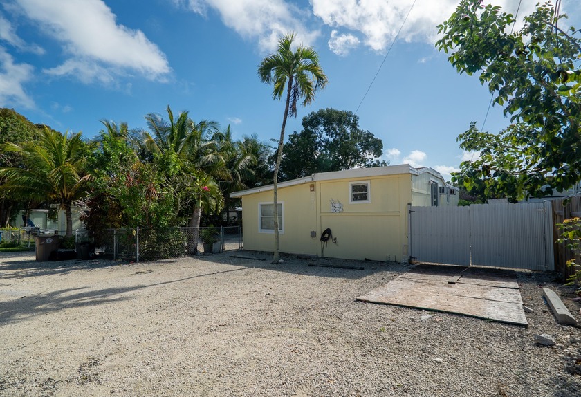 Turnkey investment opportunity in the Florida Keys! This home - Beach Home for sale in Key Largo, Florida on Beachhouse.com