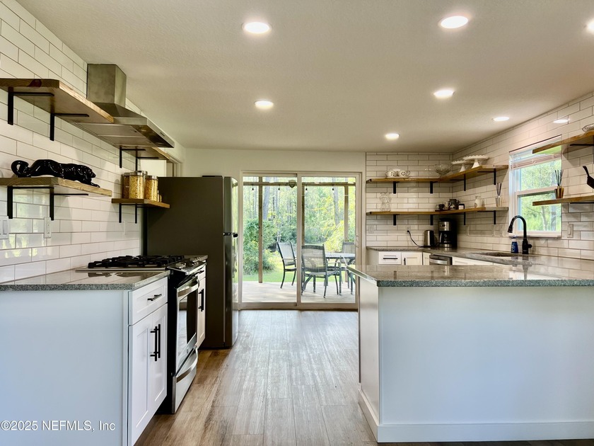 Enjoy peaceful country living on 2.55 acres with your own - Beach Home for sale in Jacksonville, Florida on Beachhouse.com