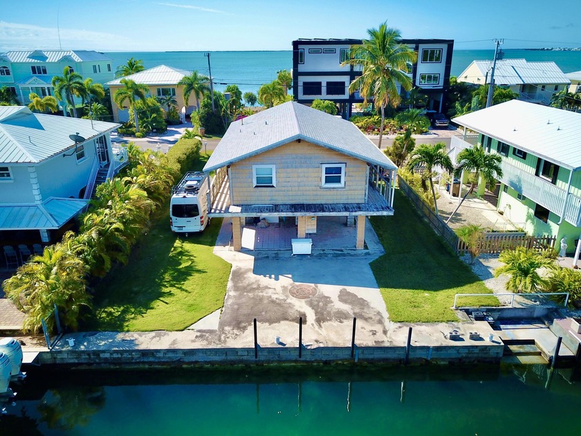 Waterfront Home in Summerland Key. Quick access to both Ocean & - Beach Home for sale in Summerland Key, Florida on Beachhouse.com