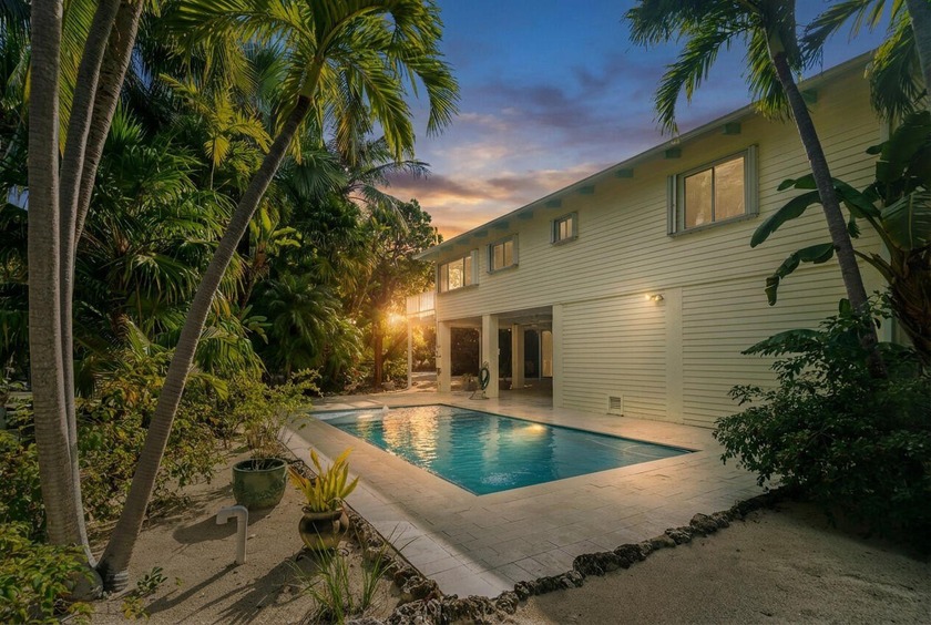 'Serenity Now' is a quintessential Florida Keys retreat located - Beach Home for sale in Plantation Key, Florida on Beachhouse.com