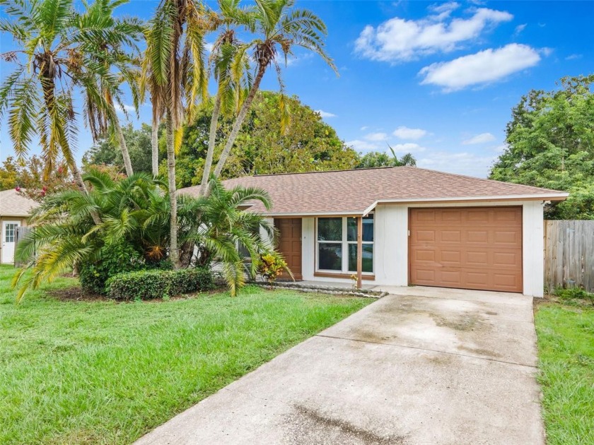 Turn this property into your year-round slice of paradise. This - Beach Home for sale in Tarpon Springs, Florida on Beachhouse.com