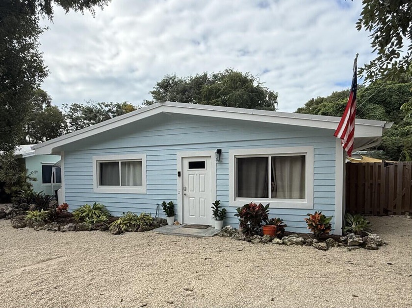 Nestled in the heart of Islamorada, this charming remodeled Old - Beach Home for sale in Upper Matecumbe Key, Florida on Beachhouse.com
