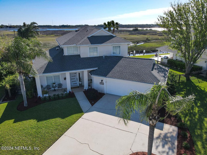 This updated waterfront pool home features 3 bedrooms, plus a - Beach Home for sale in Jacksonville, Florida on Beachhouse.com