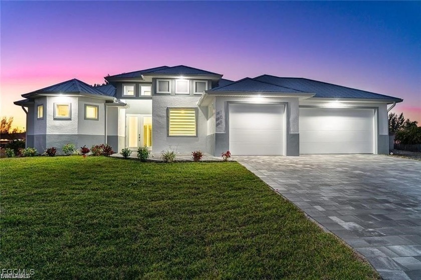 EXTRAORDINARY AND CONTEMPORARY HOME ! near a Golf Course. NO HOA - Beach Home for sale in Cape Coral, Florida on Beachhouse.com