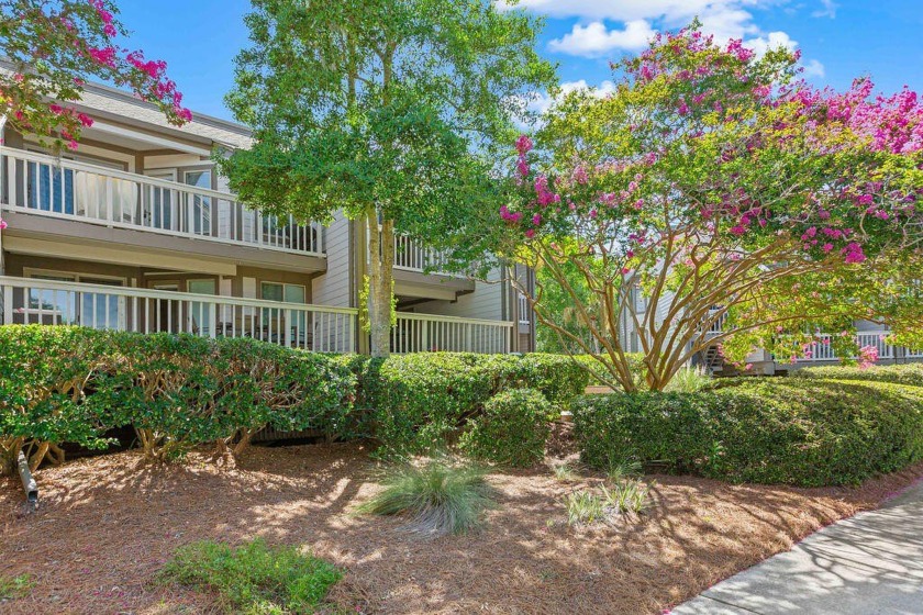 Charming First-Floor Villa Overlooking the Racquet Club on - Beach Home for sale in Seabrook Island, South Carolina on Beachhouse.com