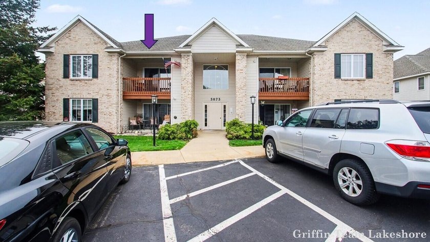 Time for a low maintenance condo, ready to move into? Here is a - Beach Condo for sale in Holland, Michigan on Beachhouse.com