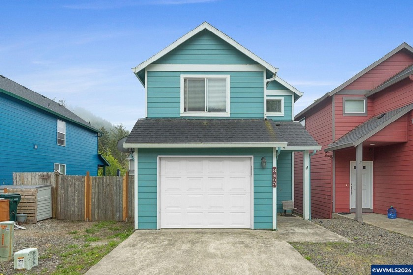 This well crafted 3 bedroom, 2 bathroom has a lot to offer! The - Beach Home for sale in Rockaway, Oregon on Beachhouse.com