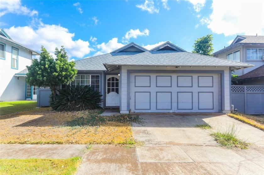 Here is an opportunity to renovate a 3-bedroom 2-bath detached - Beach Home for sale in Kapolei, Hawaii on Beachhouse.com