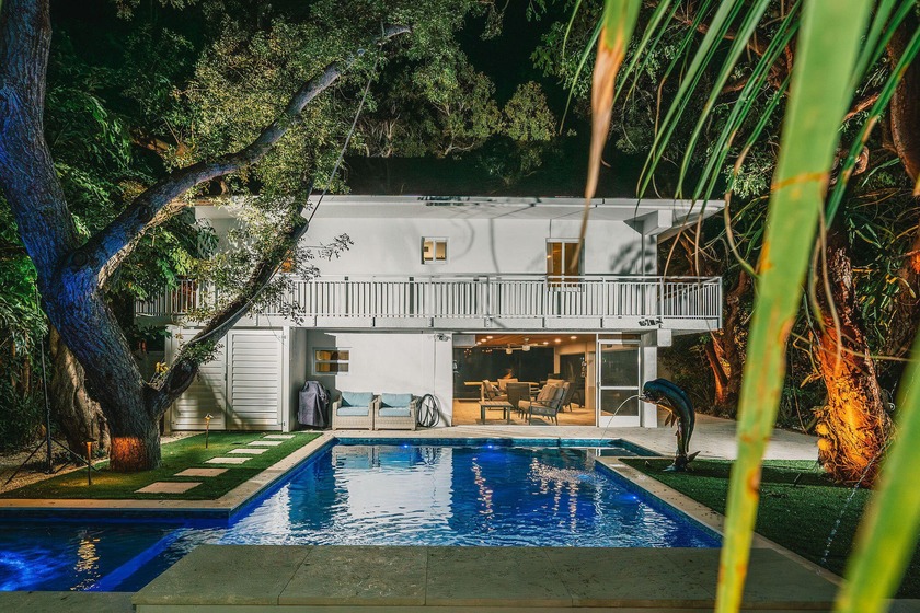 Indulge in refined island living in this exquisitely remodeled - Beach Home for sale in Key Largo, Florida on Beachhouse.com
