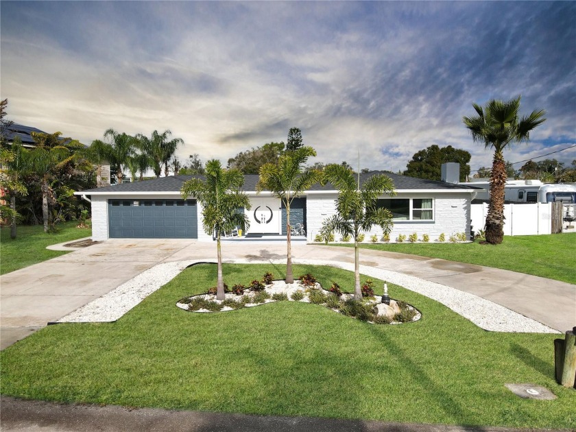 WATERFRONT Fully Renovated POOL Home with state-of-the-art Sea - Beach Home for sale in Ruskin, Florida on Beachhouse.com