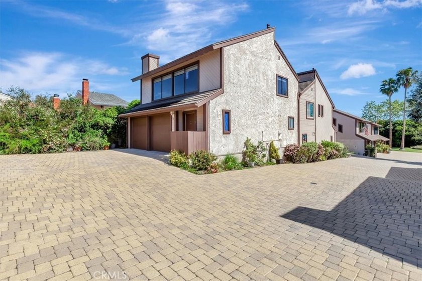 Two-bedroom, two-bath condo with 2 car garage (and parking) in - Beach Condo for sale in Dana Point, California on Beachhouse.com