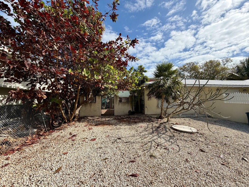 This Casa Marina Pied-a-Terre offers the perfect opportunity to - Beach Home for sale in Key West, Florida on Beachhouse.com
