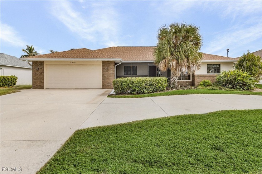 Back on Market!! (buyer did not make deposit) GULF ACCESS POOL - Beach Home for sale in Cape Coral, Florida on Beachhouse.com