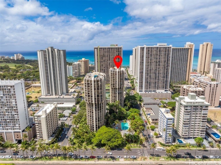 This fantastic, secure 1 bedroom, 1 bathroom, 1 parking fee - Beach Condo for sale in Honolulu, Hawaii on Beachhouse.com