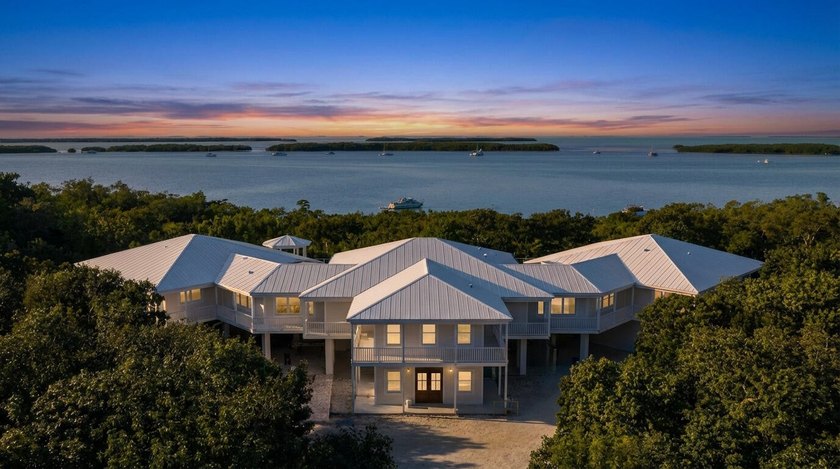 Introducing Isla House. A truly exceptional waterfront estate in - Beach Home for sale in Upper Matecumbe Key, Florida on Beachhouse.com