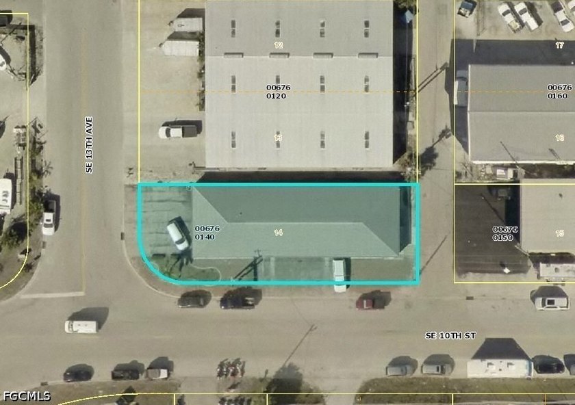Prime industrial location with access from 3 sides. Large open - Beach Lot for sale in Cape Coral, Florida on Beachhouse.com