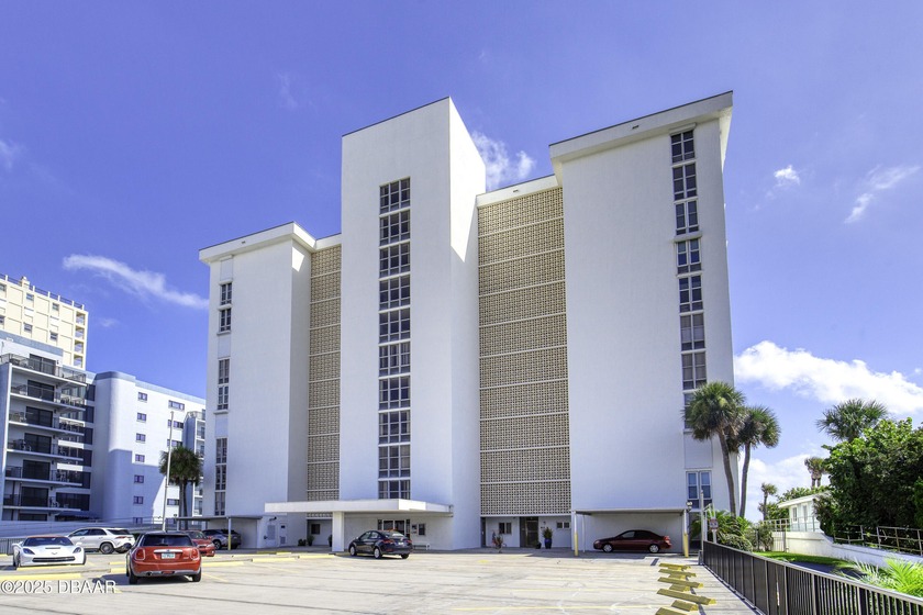 Oceanfront Condo Living in Ormond Beach! Welcome to your slice - Beach Condo for sale in Ormond Beach, Florida on Beachhouse.com