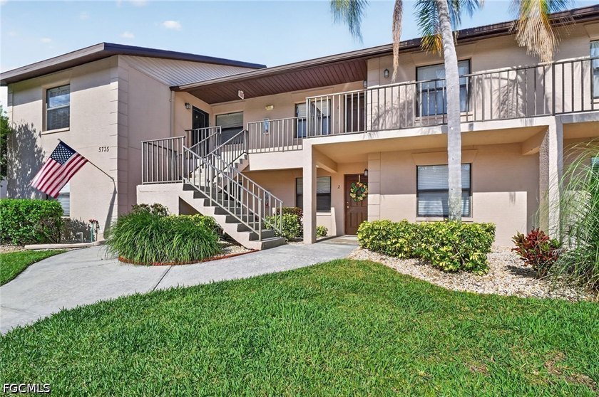 Priced to sell- Sellers say sell! Welcome to Foxmoor- described - Beach Condo for sale in North Fort Myers, Florida on Beachhouse.com