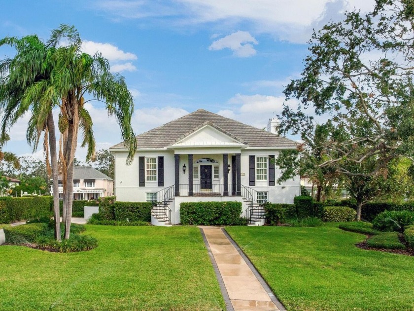 This is a home that did not flood in the house, or yard, during - Beach Home for sale in Tampa, Florida on Beachhouse.com