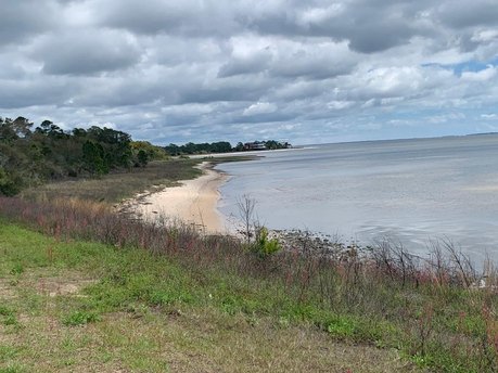 Beautiful waterfront lot in Victorian Village, a gated community - Beach Lot for sale in Carabelle, Florida on Beachhouse.com