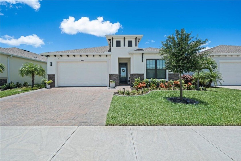 WOW! SELLER OFFERING UP TO $8,000 TOWARDS BUYER CLOSING COSTS OR - Beach Home for sale in Melbourne, Florida on Beachhouse.com