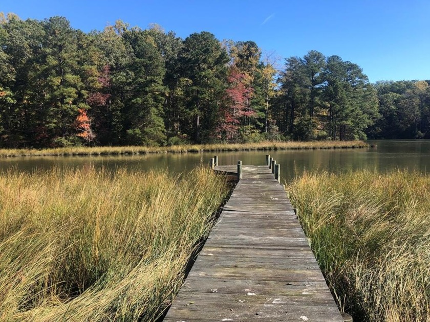 Discover 2.24 acres in Rivers Bend Estates, a waterfront - Beach Lot for sale in Heathsville, Virginia on Beachhouse.com
