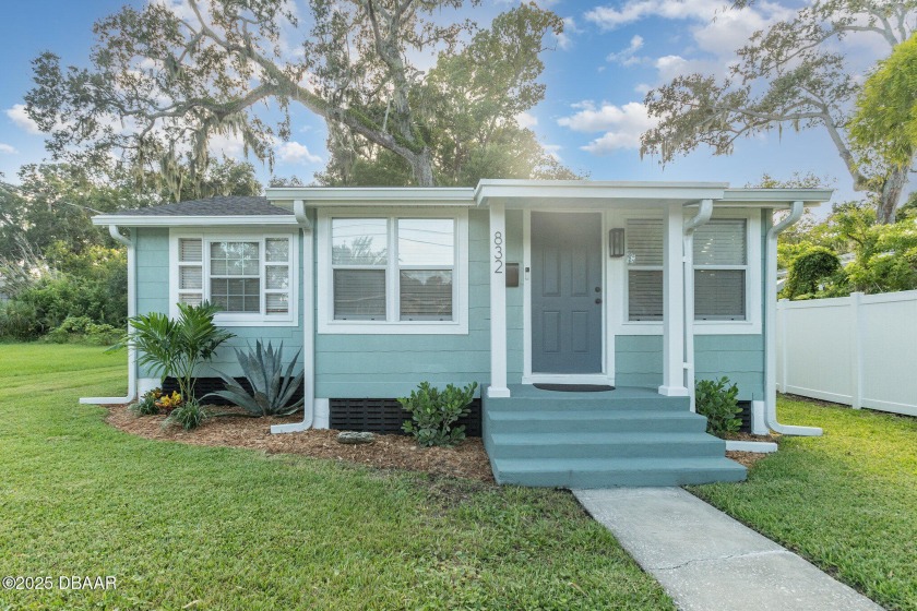 Completely remodeled and move-in ready! Just a short stroll from - Beach Home for sale in Daytona Beach, Florida on Beachhouse.com