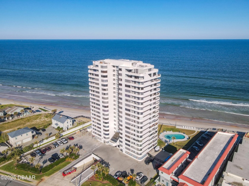 DIRECT OCEANFRONT DREAM! 2BD/2BA Horizons Condo with SE Views - Beach Condo for sale in Daytona Beach, Florida on Beachhouse.com