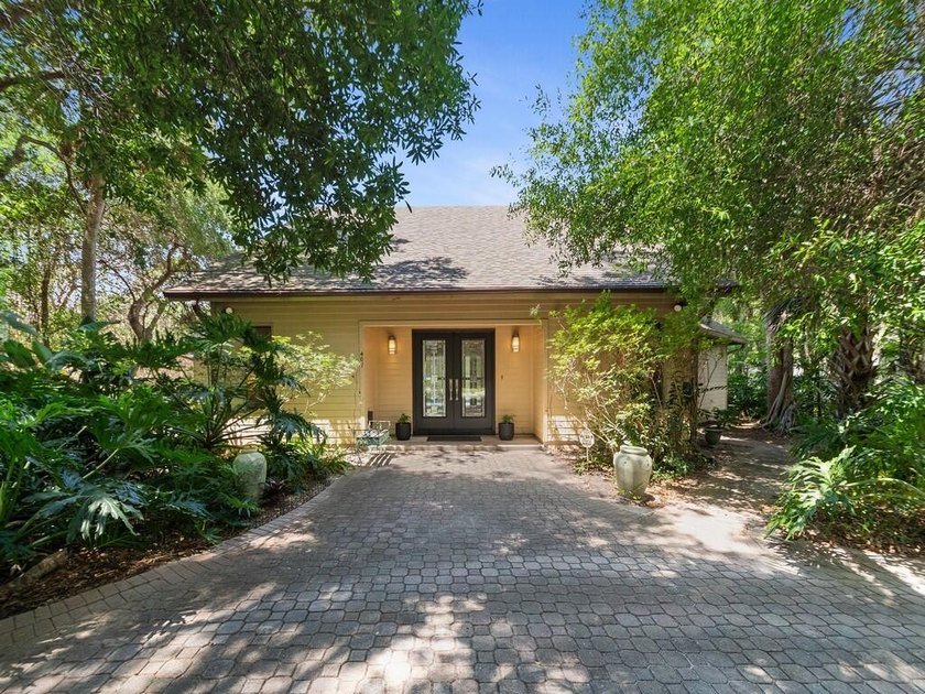 A magical retreat tucked into .74 acres of lush landscaping - Beach Home for sale in Vero Beach, Florida on Beachhouse.com