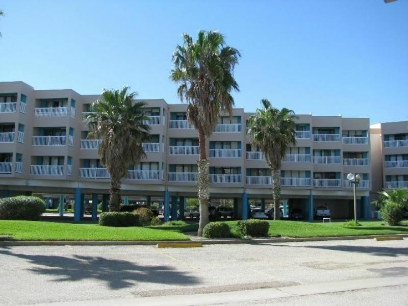 Come step into a great little condo located steps away from the - Beach Condo for sale in Corpus Christi, Texas on Beachhouse.com