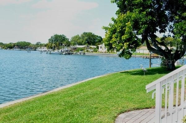 Welcome to Waterside South! A gated waterfront community resort - Beach Condo for sale in St. Petersburg, Florida on Beachhouse.com