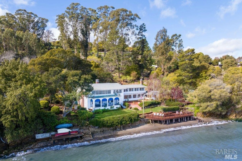 This legacy waterfront estate located on the shores of Paradise - Beach Home for sale in Tiburon, California on Beachhouse.com