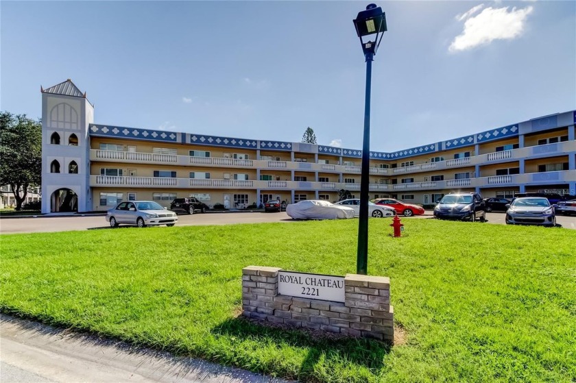 Welcome to carefree living in this spacious ground-floor condo - Beach Condo for sale in Clearwater, Florida on Beachhouse.com